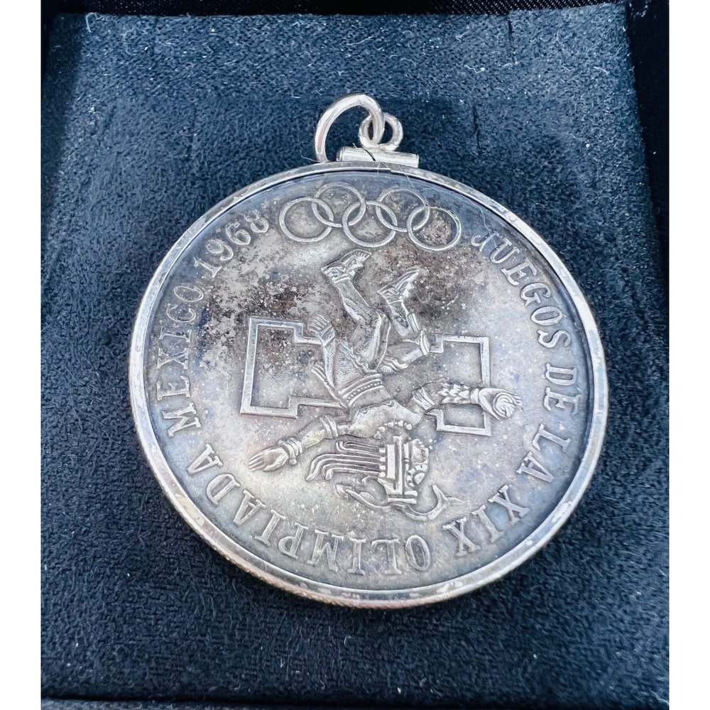 1968 Mexico Olympics 25 Pesos Silver Coin Pendant XIX